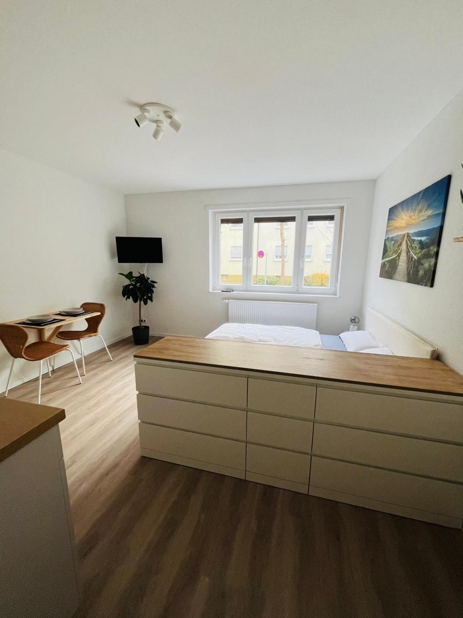 Black Forest City Apartment Mit Kostenlosem Parkplatz Friburgo de Brisgovia Exterior foto